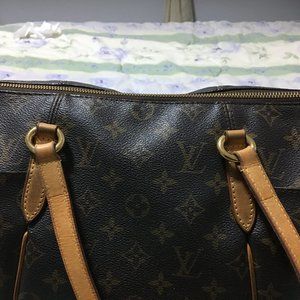 Louie Vuitton  Monogram Totally GM Bag